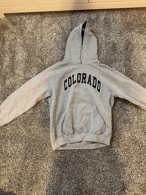 Gray 'Colorado' Pullover Hoodie